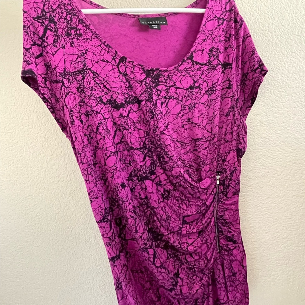 Violet pink with black design top